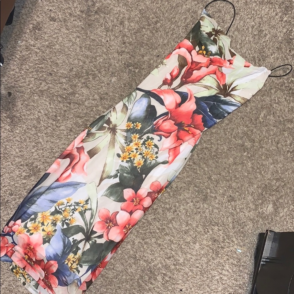 Criss cross sexy summer dress